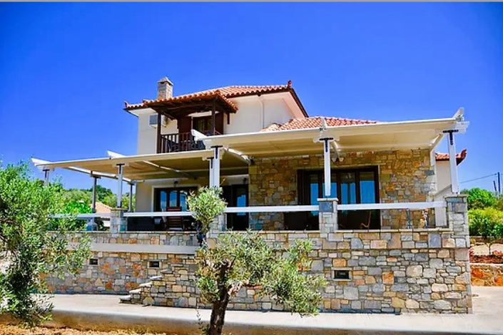 Image No.4-4 Bed Property for sale