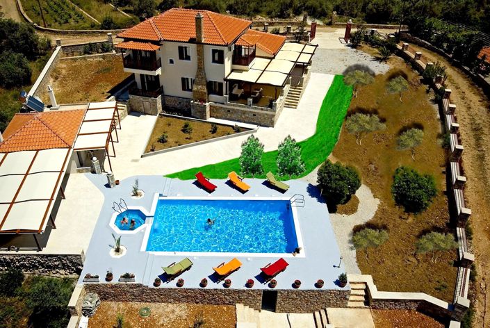 Image No.5-4 Bed Property for sale