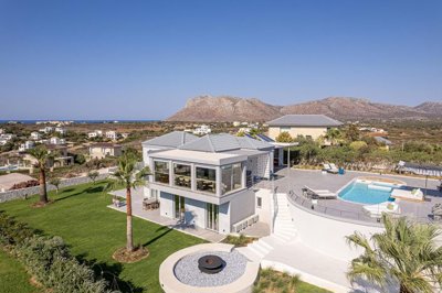 incredible-villa-for-sale-in-tersanas-8