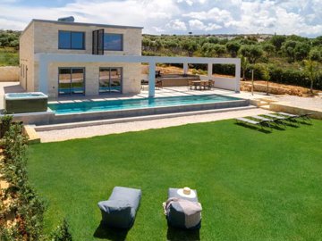 incredible-villa-for-sale-in-akrotiri-9