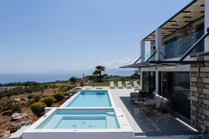 Image No.3-4 Bed Property for sale