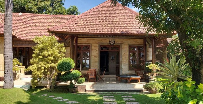 Image No.2-4 Bed Property for sale