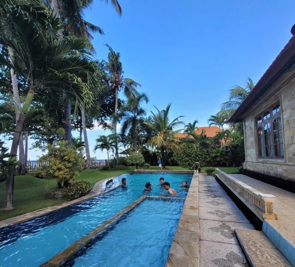 Image No.5-4 Bed Property for sale