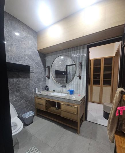 Image No.3-4 Bed Property for sale