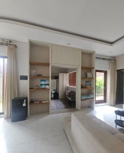 Image No.4-4 Bed Property for sale