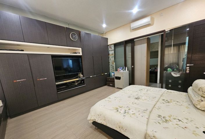 Image No.5-3 Bed Property for sale