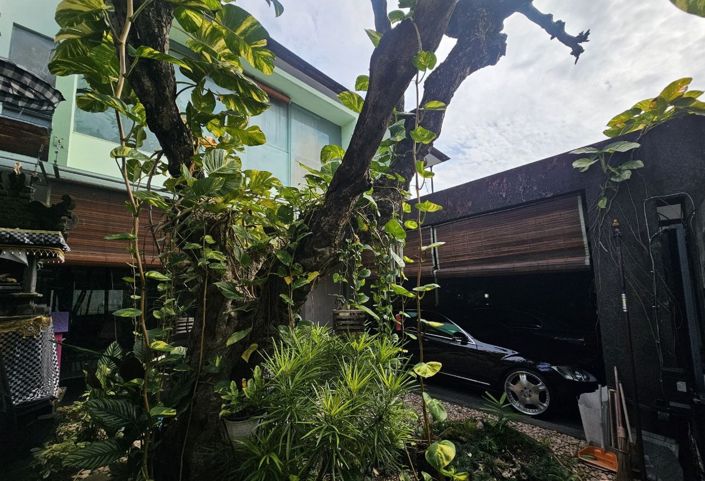 Image No.8-3 Bed Property for sale