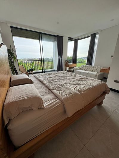 Image No.3-3 Bed Property for sale