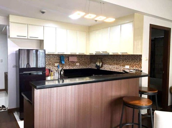 Image No.10-1 Bed Property for sale