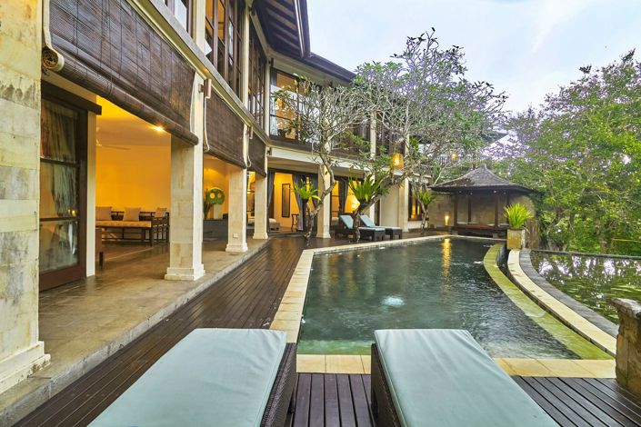 Image No.4-4 Bed Property for sale