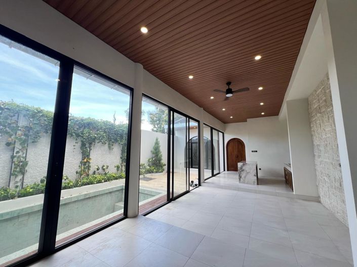 Image No.5-3 Bed Property for sale