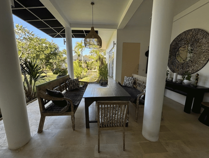 Image No.4-4 Bed Property for sale