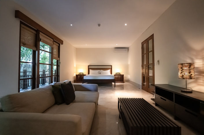 Image No.7-4 Bed Property for sale