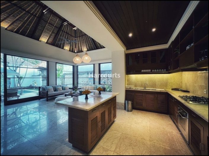 Image No.4-3 Bed Property for sale