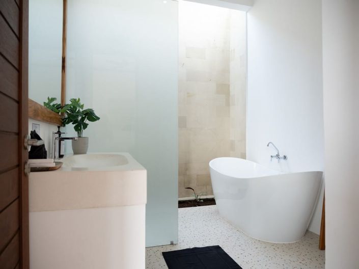 Image No.7-2 Bed Property for sale