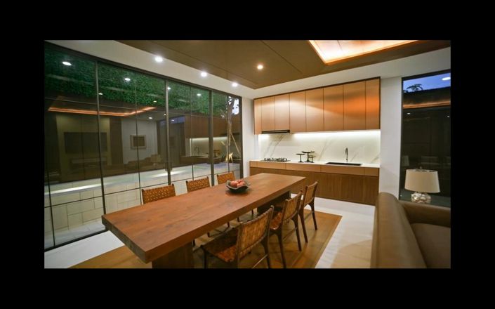 Image No.6-4 Bed Property for sale