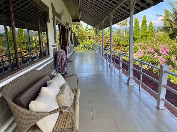 Image No.2-4 Bed Property for sale