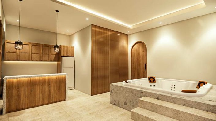 Image No.6-4 Bed Property for sale