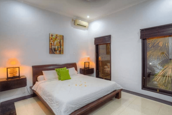 Image No.3-4 Bed Property for sale