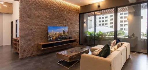 Image No.5-4 Bed Property for sale