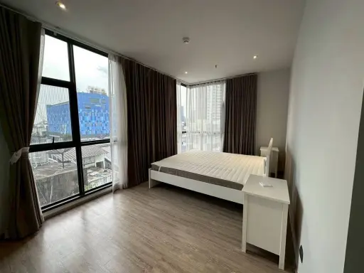 Image No.4-2 Bed Property for sale