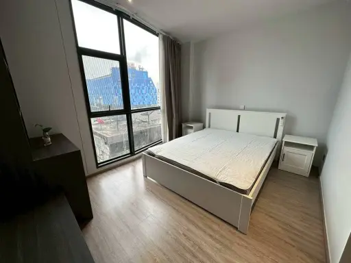 Image No.9-2 Bed Property for sale