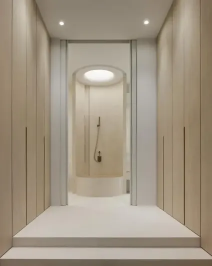 Image No.4-4 Bed Property for sale