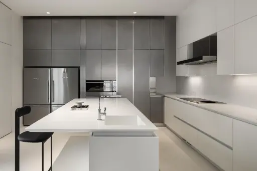 Image No.7-4 Bed Property for sale