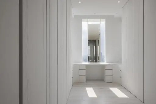 Image No.8-4 Bed Property for sale