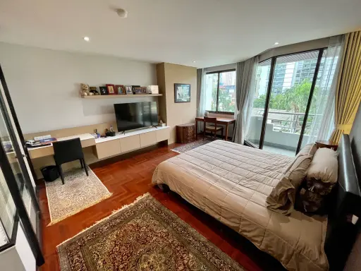 Image No.9-2 Bed Property for sale