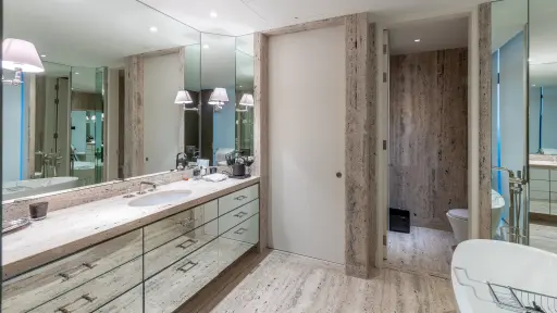 Image No.8-Propriété de 4 chambres à vendre à Bangkok