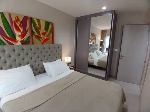 Image No.6-2 Bed Property for sale