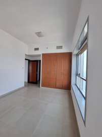 ewmpvrxknllkzwmmd1x4koghug-1