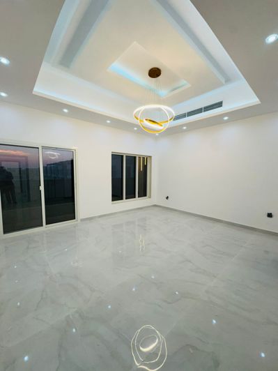 Image No.4-5 Bed Property for sale