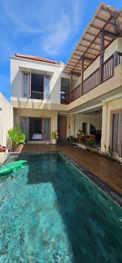 Image No.3-3 Bed Property for sale