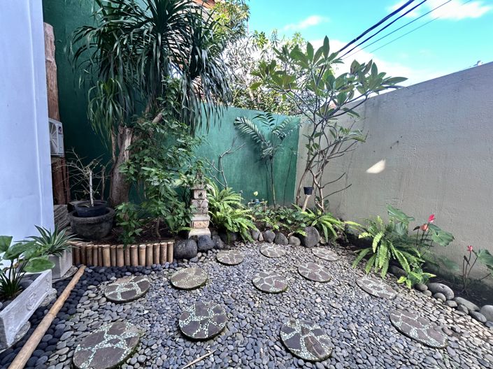 Image No.4-4 Bed Property for sale