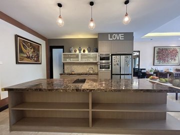 1761985481471-otg02t-69-scaled