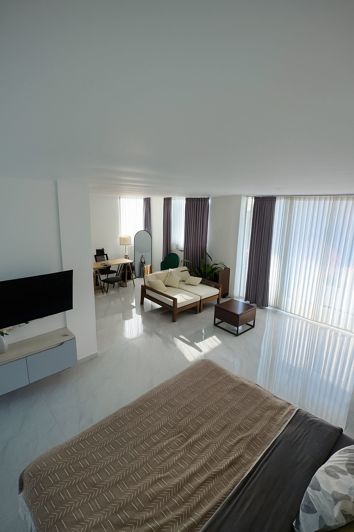 Image No.3-4 Bed Property for sale