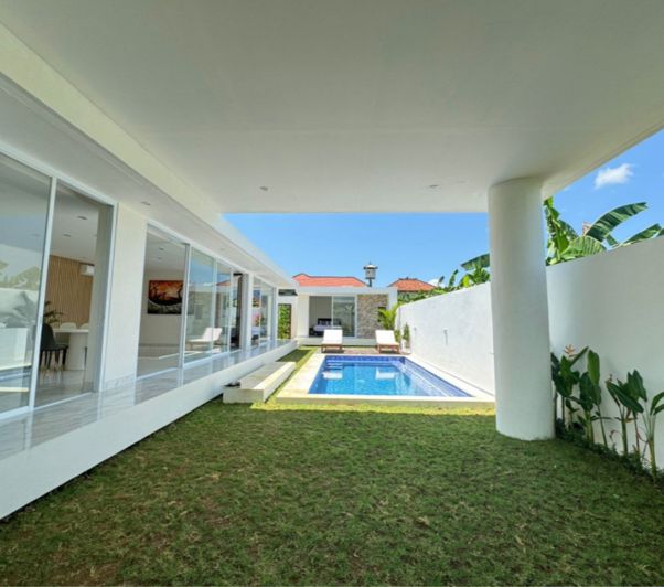 Image No.10-4 Bed Property for sale