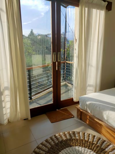 Image No.6-3 Bed Property for sale