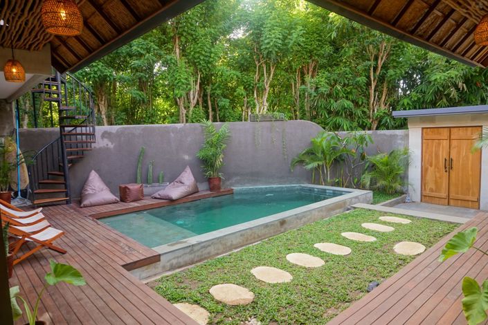 Image No.10-3 Bed Property for sale