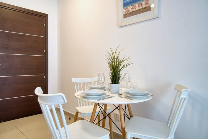 Image No.6-1 Bed Property for sale