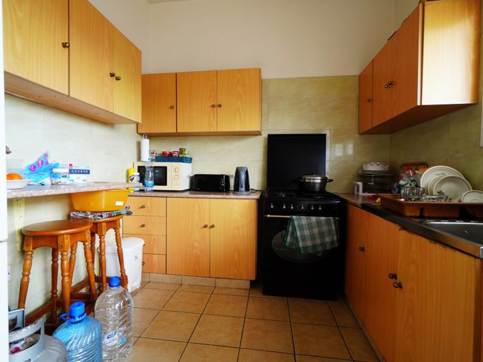 Image No.2-2 Bed Property for sale