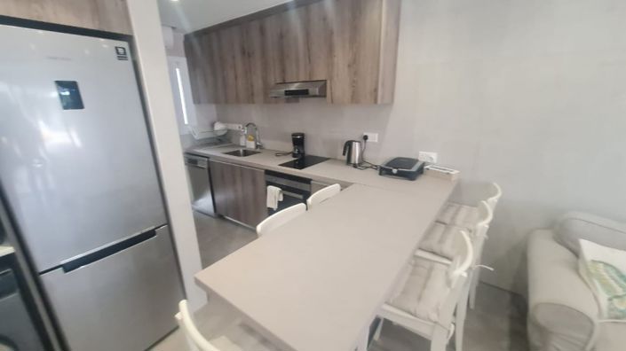 Image No.4-2 Bed Property for sale