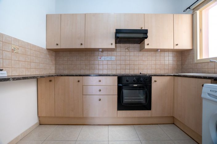 Image No.6-2 Bed Property for sale