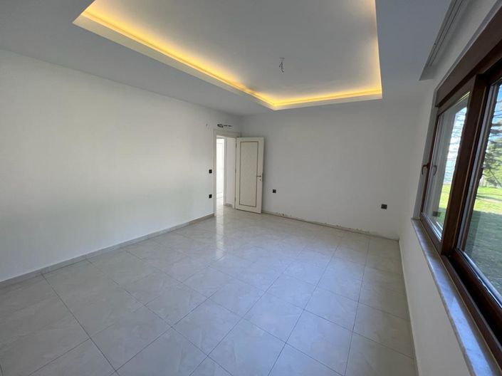 Image No.7-3 Bed Property for sale