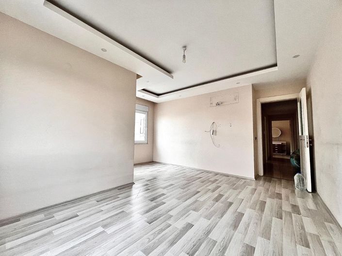 Image No.6-3 Bed Property for sale