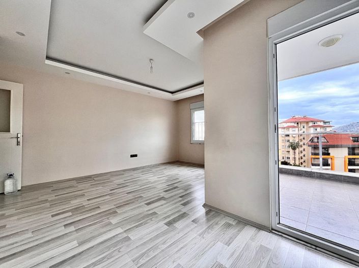 Image No.7-3 Bed Property for sale