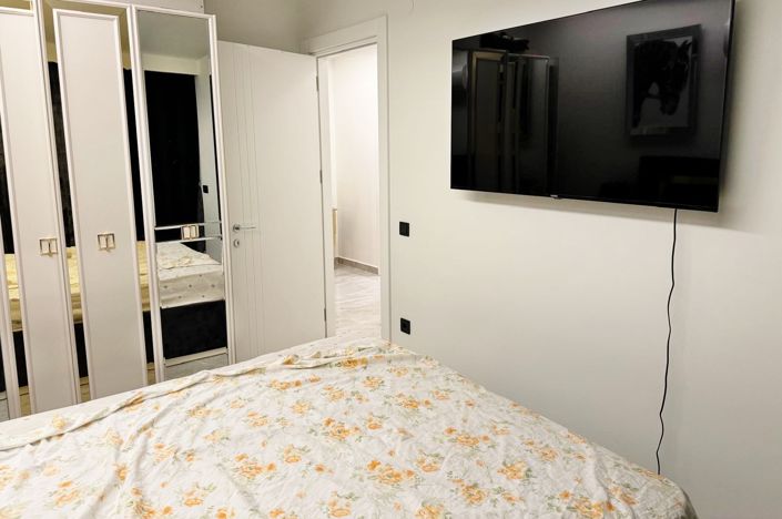 Image No.8-2 Bed Property for sale