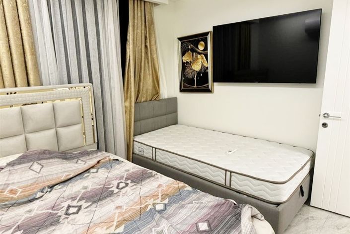 Image No.9-2 Bed Property for sale